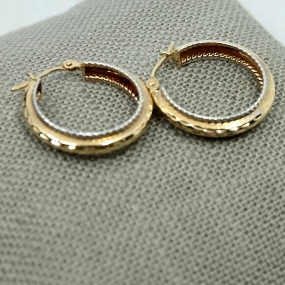 SOLID 14K YELLOW  & WHITE GOLD SMALL DIAMOND CUT HOOP EARRINGS~1.54 GRAMS - Picture 6 of 6